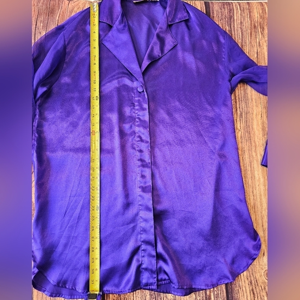 Victoria's Secret Gold Label Vintage Size Medium Purple Oversized Sleep Shirt - Picture 10 of 10